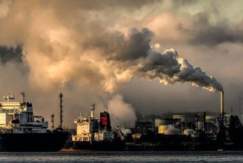 La contaminación atmosférica está relacionada con el calentamiento global y otras consecuencias perjudiciales para el medio ambiente y la salud pública