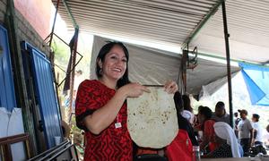 Nancy Nuñez coordina una red de comercialización de productos artesanales en México.