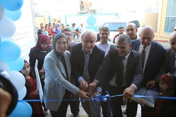 الأونروا تفتتح مركز صحي جديد في مخيم دير البلح بغزة