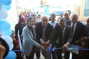 الأونروا تفتتح مركز صحي جديد في مخيم دير البلح بغزة