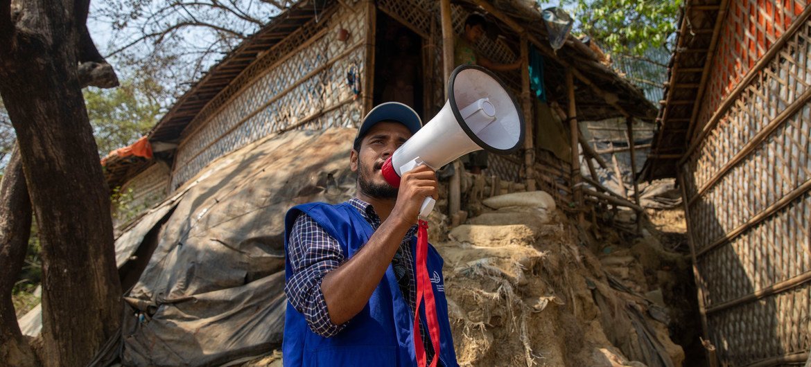 Mohammad Alam, a Rohingya refugee, has been working with IOM to keep his community informed following the fire at Cox's Bazar.  