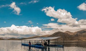 Comunidade Chullpia, no Peru, desenvolveu painéis solares flutuantes para conseguir eletricidade para projetos de irrigação