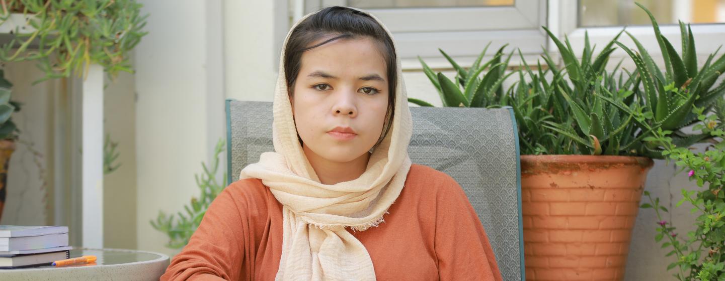 17-year-old Mursal Fasihi is not allowed to attend secondary school in Afghanistan.