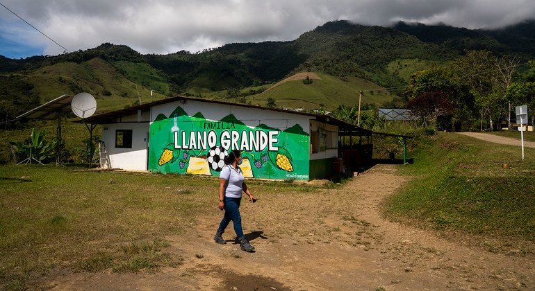 Kuunganishwa tena kwa wapiganaji wa zamani wa FARC katika mashirika ya kiraia kunawezekana katika mji mdogo wa Llano Grande huko Dabeiba, Colombia