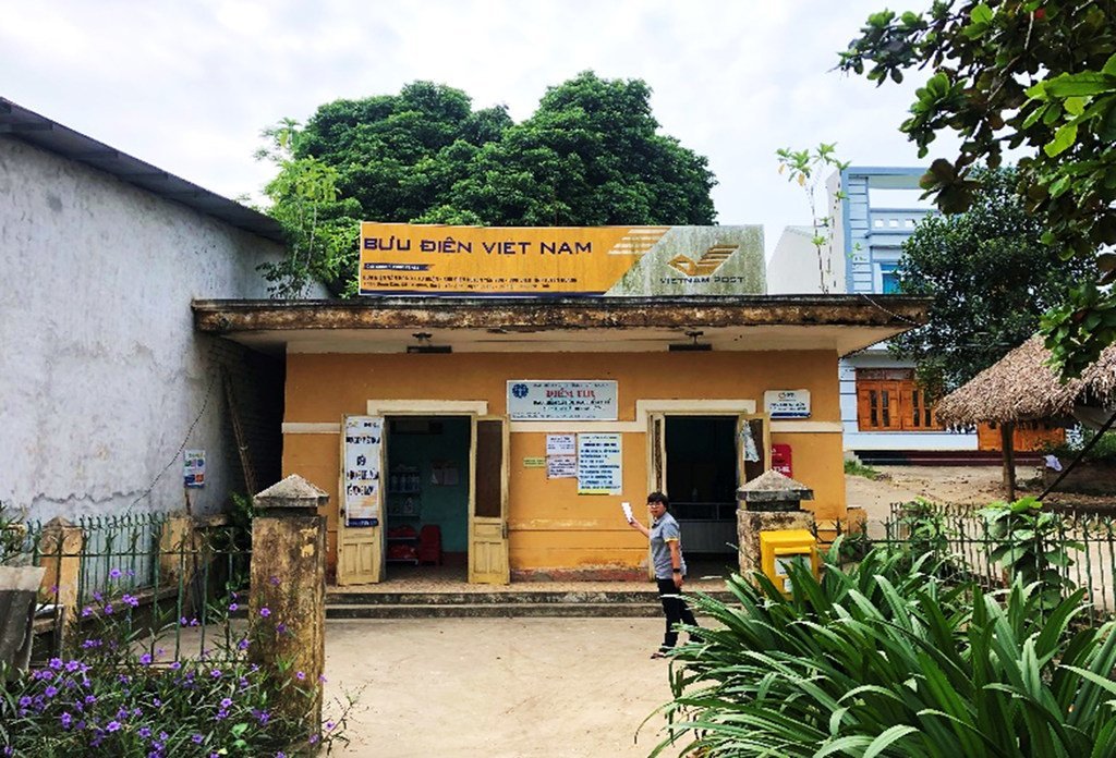 En 2018, l'Union postale universelle (UPU) a fourni une assistance technique et des ressources financières aux opérateurs postaux du Vietnam afin qu'ils puissent lancer des services bancaires électroniques.