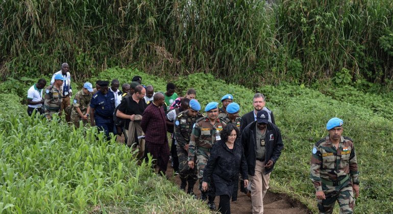 Le 15 novembre 2019, Mme Leila Zerrougui, Représentante spéciale du Secrétaire général, s'est rendue à Kitshanga, dans la province du Nord Kivu, dernière étape de sa visite dans le Petit Nord. 