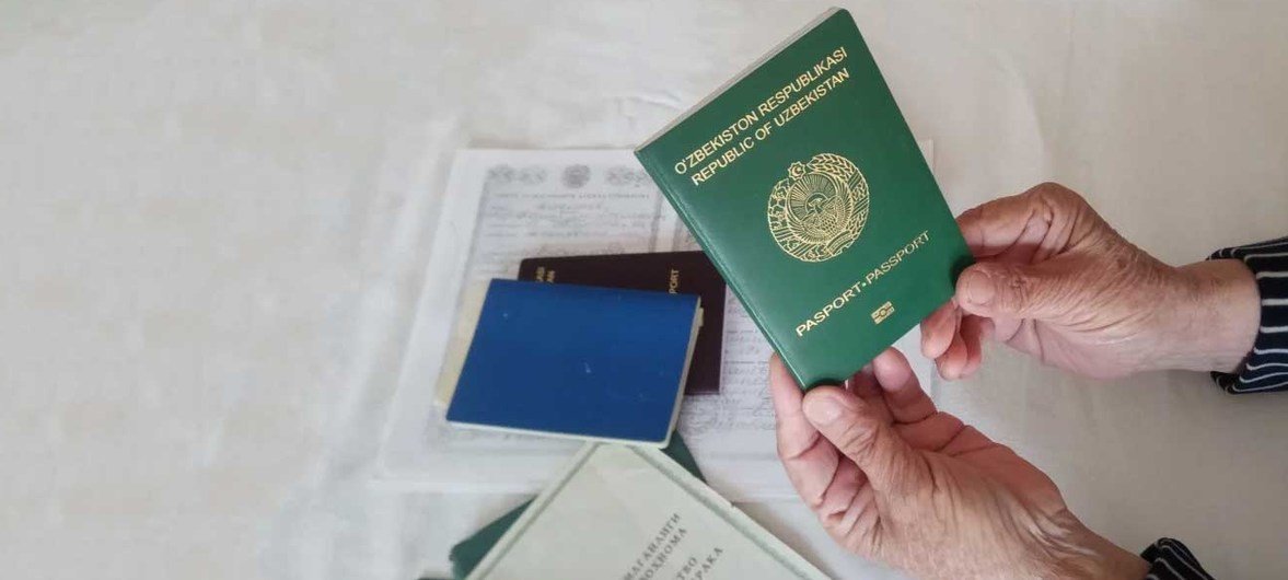 A new law in Uzbekistan has confirmed the right to citizenship for tens of thousands of stateless people. 