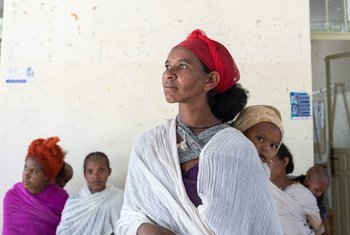 Des personnes déplacées dans un centre de santé au Tigré, en Ethiopie.