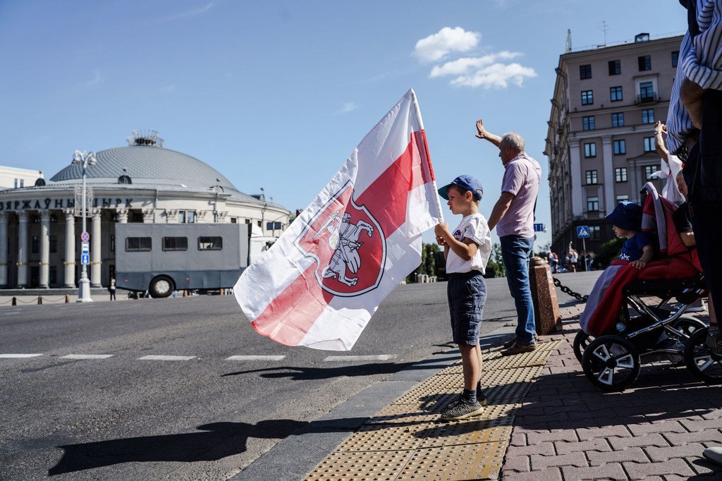 白俄罗斯的男女老少都参与了抗议总统选举不公正的街头示威活动。