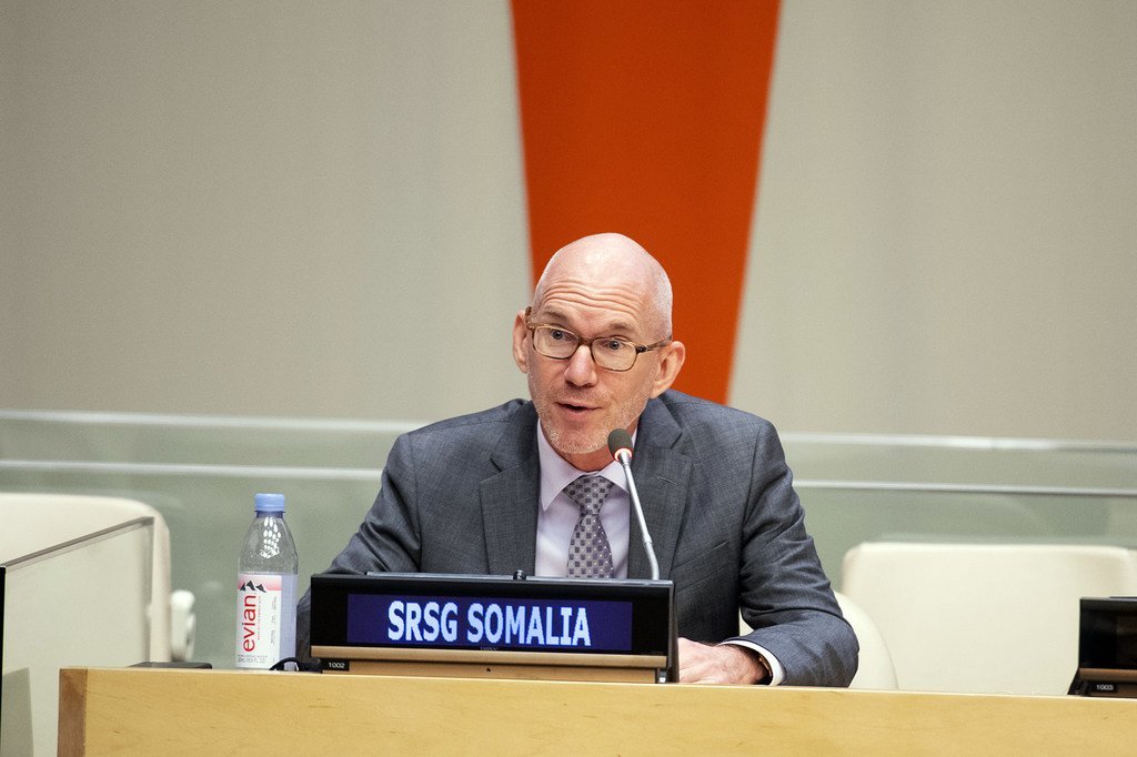 جيمس سوان، الممثل الخاص للامين العام للأمم المتحدة إلى الصومال، يقدم إحاطة أمام مجلس الأمن.