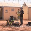عائلات نازحة داخليا تعيش في أحد المواقع التي تستضيف النازحين في بوركينا فاسو.