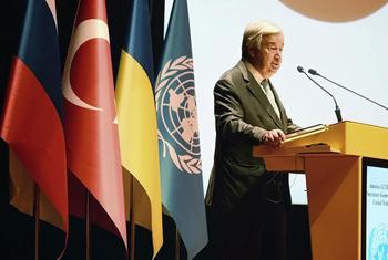 Secretário-geral da ONU visita Centro de Coordenação Conjunta em Istambul, Turquia.