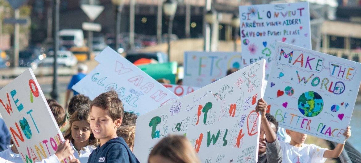 Students of the primary section of the Lycée français de New York (French School) protest climate change in the city’s Upper East Side neighborhood.