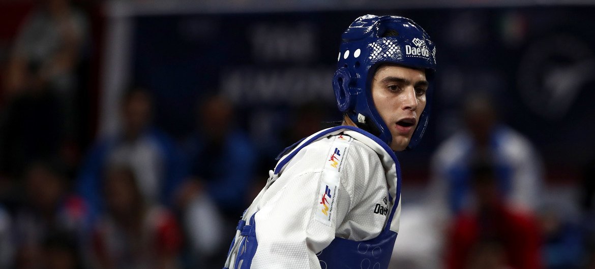 Refugee athlete Ehsan Naghibzadeh in action at the 2019 G4 Extra European Taekwondo Championship