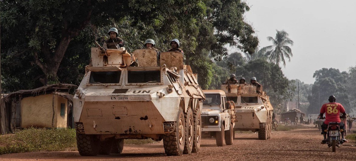 Following a violent attack on Sunday, 3 January, UN peacekeepers in the Central African Republic increase patrols and protect people in the southeast city of Bangassou. 