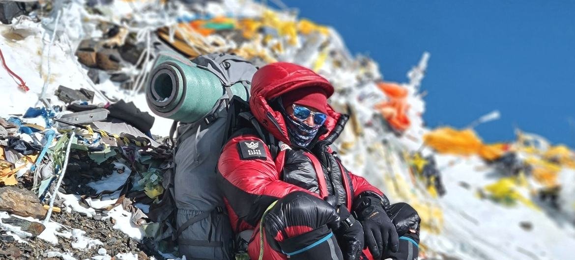 निर्मल पुरजा और उनकी टीम, अब माउण्ट एवरेस्ट, K2 और अमा डबलम जैसी पर्वत चोटियों  पर सफ़ाई अभियान चलाने की तैयारी में है. 
