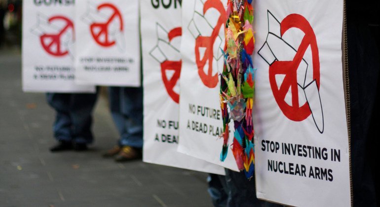 Manifestantes pedem a proibição de armas nucleares