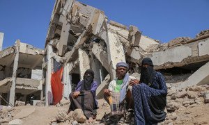 An internally displaced family living in an IDP site in Al-Dhale’e Governorate, Yemen.