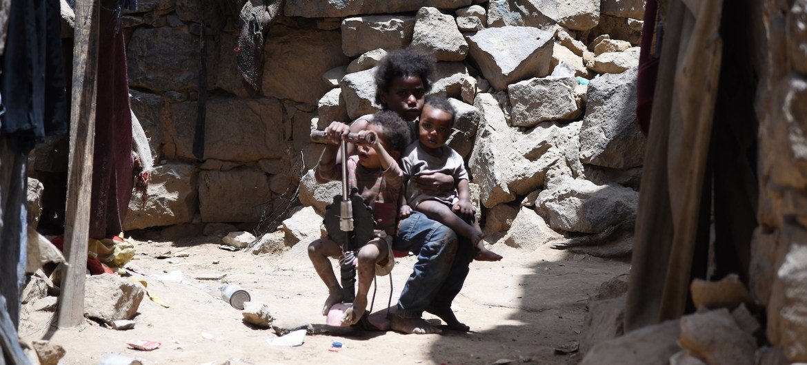 也门全国共有超过1100万儿童需要人道主义援助和保护。