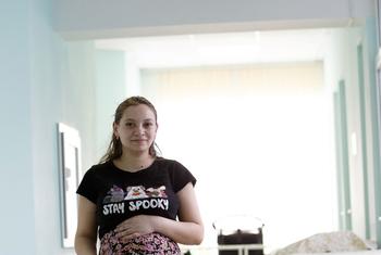 21-летняя Наташа Кузнецова на седьмом месяце беременности бежала из своего дома в Харькове. Она нашла приют в  Молдове