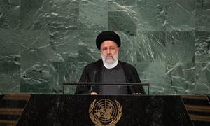 ईरान के राष्ट्रपति सैयद इब्राहीम रईसी, यूएन महासभा के 77वें सत्र की उच्च स्तरीय जनरल डिबेट को सम्बोधित करते हुए. (21 सितम्बर 2022)