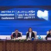 ألقت الأمينة العامة الأمم المتحدة روزماري أ. ديكارلو كلمة من على المنصة خلال اجتماع لمجلس الأمن الأمم المتحدة في نيويورك.