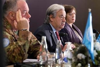 El Secretario General António Guterres en conferencia de prensa en Líbano.