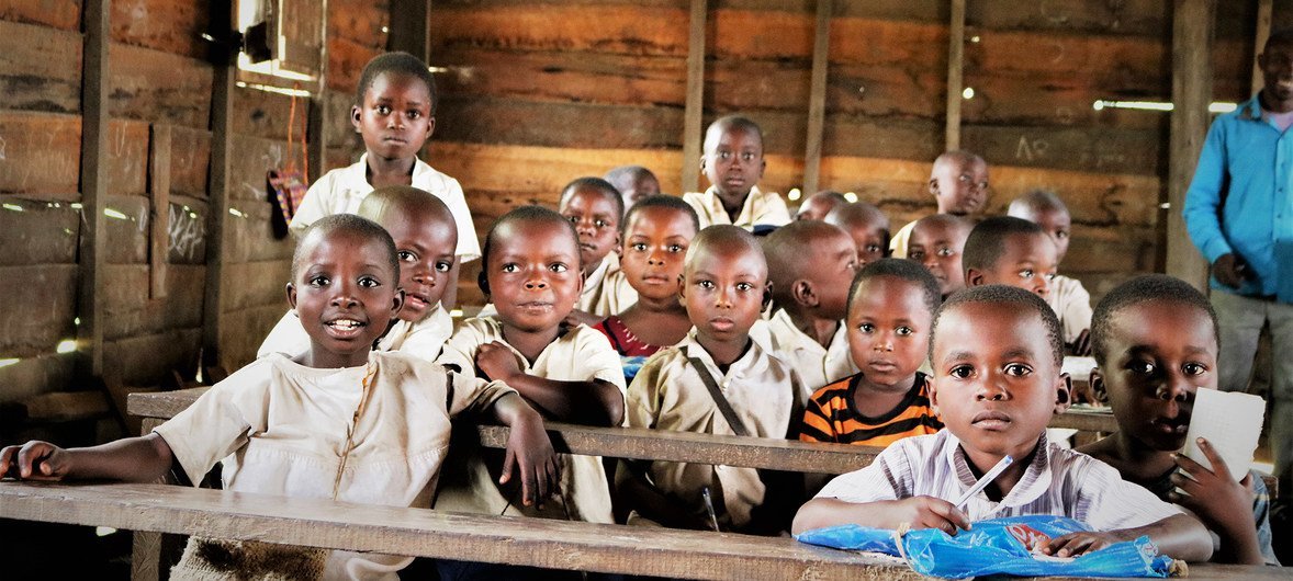 Des enfants dans une classe primaire à Mweso, dans la province du Nord-Kivu, en République démocratique du Congo.