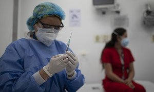 哥伦比亚于2月18日启动新冠疫苗接种工作。