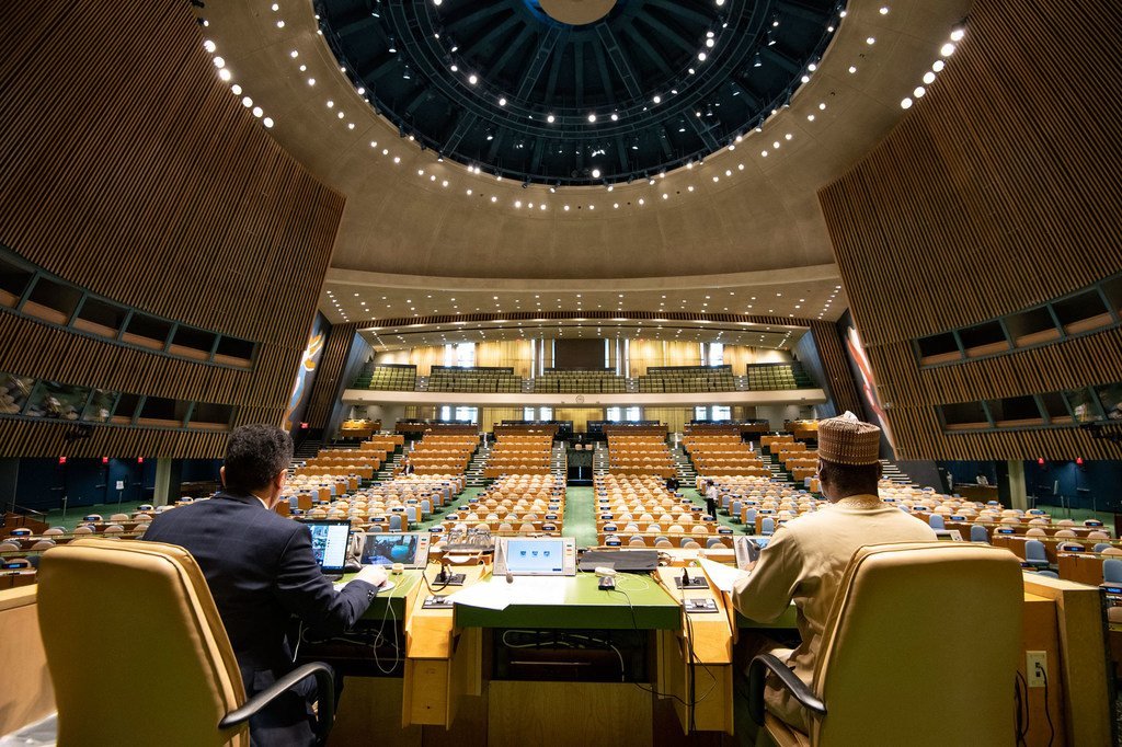 联合国大会第七十四届主席主持其继任者的选举。