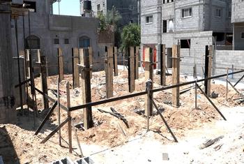 تواصل الأونروا جهودها لإعادة بناء منازل اللاجئين في قطاع غزة
