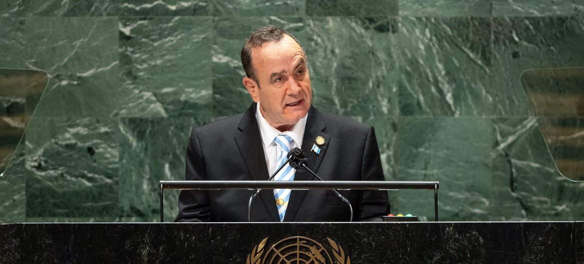 El Presidente de Guatemala, Alejandro Giammattei Falla, interviene en el debate general de la 76ª sesión de la Asamblea General de la ONU.