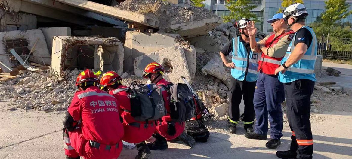 中国两支灾害救援队获联合国国际重型救援队资格。