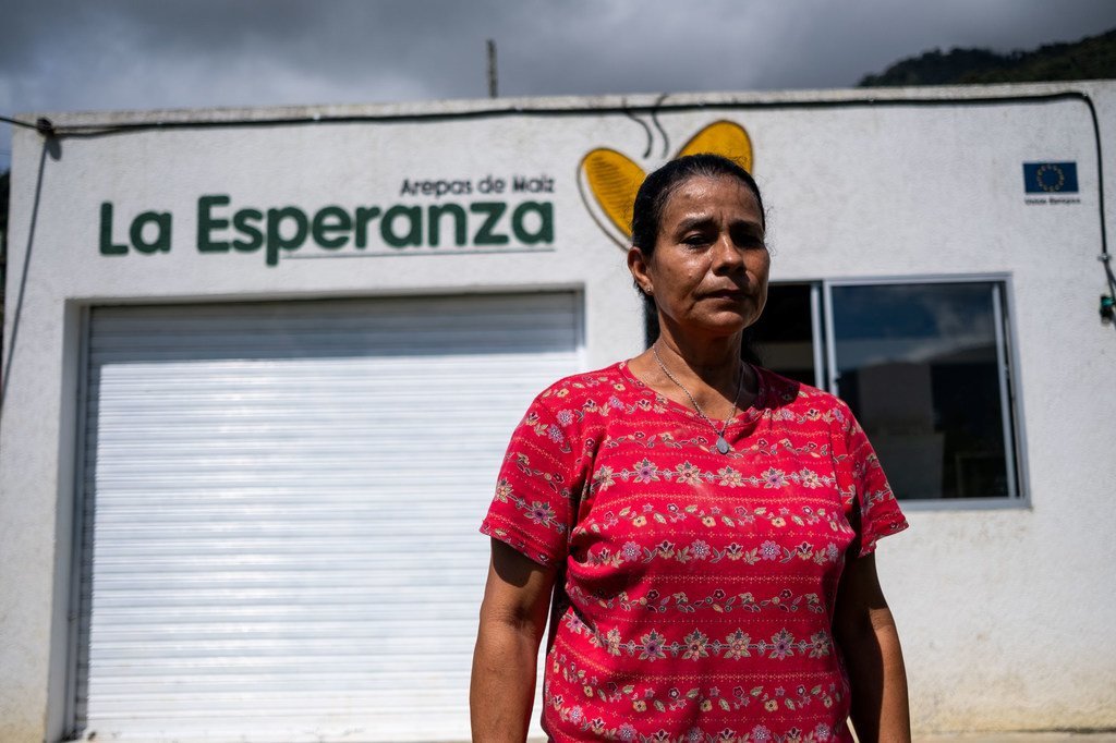 La campesina colombiana Carmen Tuberquia, trabajadora de la fábrica de arepa.