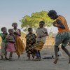 Несмотря на проблемы, связанные с пандемией COVID-19, ЮНИСЕФ продолжает оказывать поддержку семьям в наиболее труднодоступных районах Африки и Южной Азии.