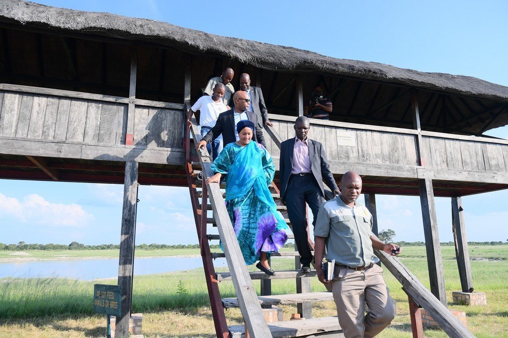 2020年2月23日，联合国副秘书长阿米娜·穆罕默德（Amina Mohammed）在津巴布韦万基国家公园进行访问，以了解气候变化对栖息地、野生动植物和人类的影响。 