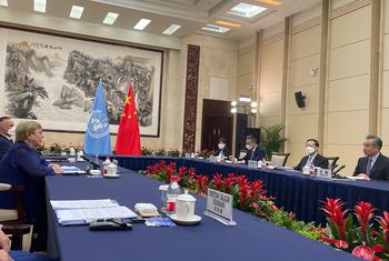 Michelle Bachelet (left), UN High Commissioner for Human Rights,  meets with Foreign Minister Wang Yi and other Chinese officials in Guangzhou. 