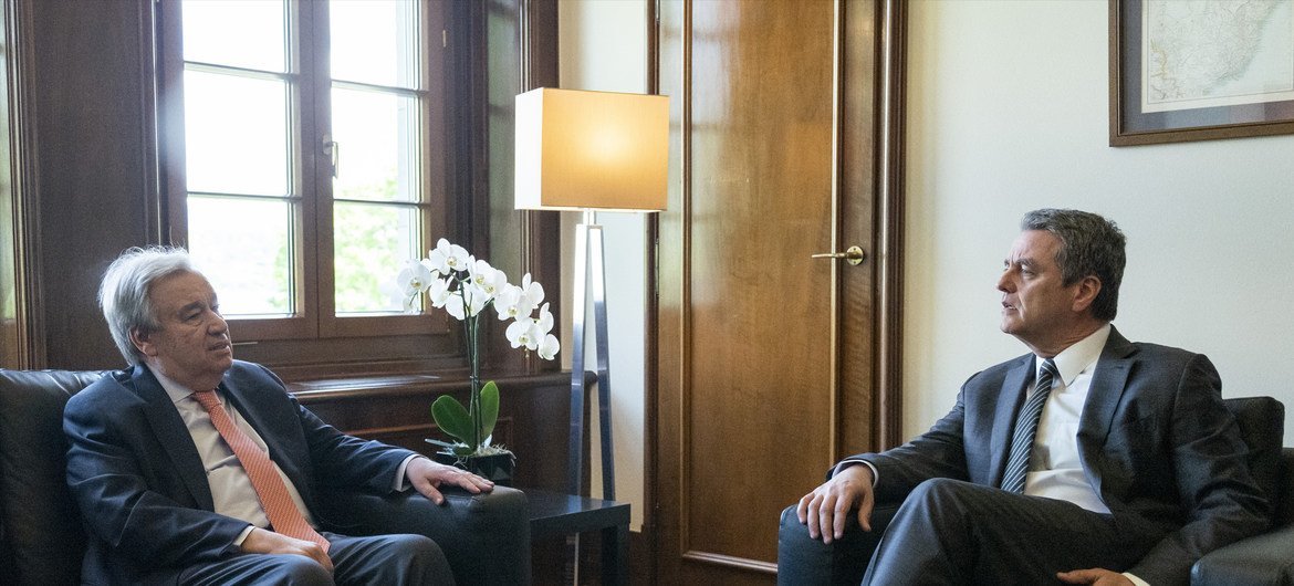 Roberto Azevêdo em encontro com o secretário-geral da ONU, António Guterres.