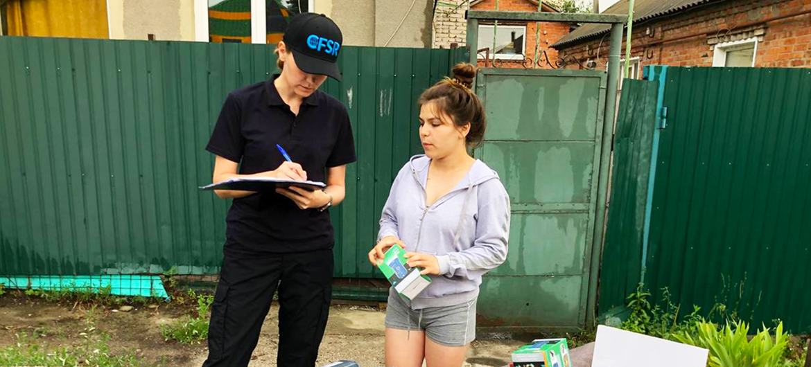 Nadia (r) found out that she was pregnant during the heavy shelling of Kharkiv oblast, eastern Ukraine.