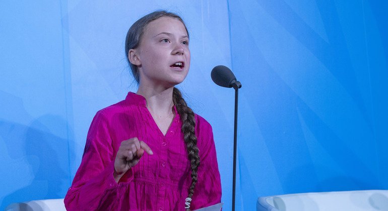 Mwanaharakati wa mazingira kutoka Sweden, Greta Thunberg akizungumza wakati wa kongamano la hatua dhidi ya mabadiliko ya tabianchi mwaka 2019.