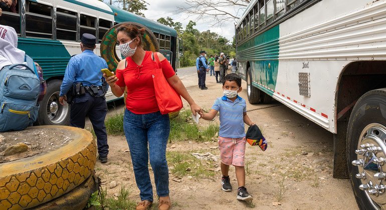 Poverty and violence push 378,000 Central Americans north each year 