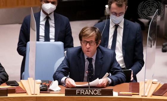 Nicolas de Rivière, Permanent Representative of France to the United Nations, addresses the emergency Security Council meeting on the current situation in Ukraine.