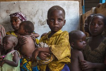 Детям, спасшимся от насилия в ДРК, требуется психологическая помощь.