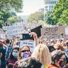 अमेरिका के वाशिंगटन डीसी शहर में, अक्टूबर 2021 में, गर्भपात अधिकारों के समर्थन में मार्च.