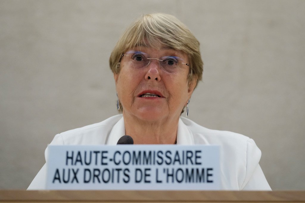 La Alta Comisionada de los Derechos HUmanos, Michelle Bachelet, se dirige al Consejo de Derechos Humanos.