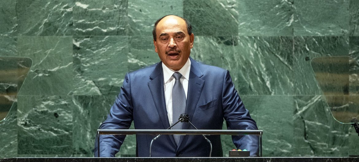 رئيس الوزراء الكويتي الشيخ صباح خالد الحمد الصباح، خلال تقديم كلمة بلاده في مداولات الدورة السادسة والسبعين أمام الجمعية العامة للأمم المتحدة.
