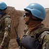 جنود حفظ سلام من الوحدة الإيفوارية في بعثة الأمم المتحدة المتكاملة متعددة الأبعاد لتحقيق الاستقرار في مالي (مينوسما)، يقومون بدوريات في المنطقة.