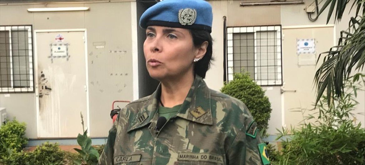 Comandante brasileira Carla Monteiro de Castro Araújo