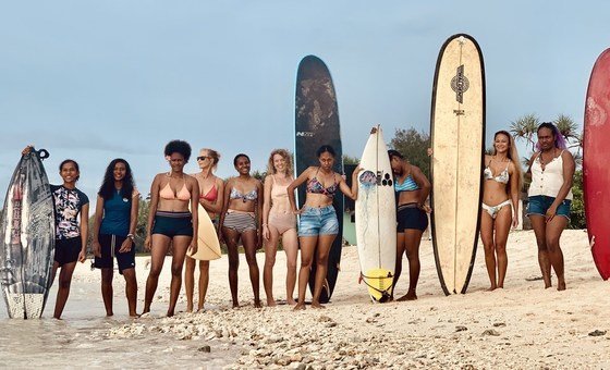 Surfistas em Vanuatu