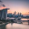 日落时分的新加坡滨海一景。